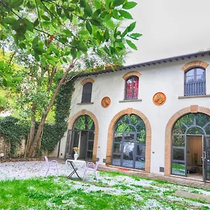 Scuderie Il Magnifico Apartment Florenz