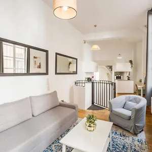 https://cosy-3-bedrooms-apartment-with-bathrooms-75002.fr-paris.fr