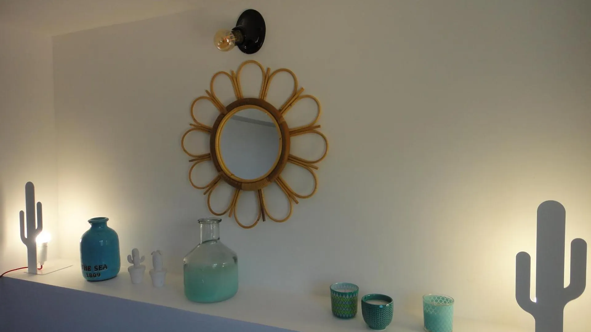 Home Cassis - Maison Mediterrannee - Piscine chauffée Ferienhaus